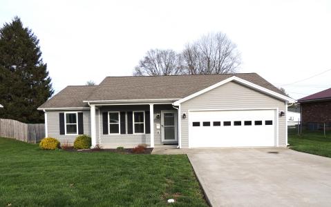 209 Bellwood Court , Frankfort, Kentucky 40601, USA