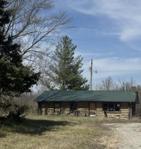 15736 Spring Creek Road, Kirksville, Missouri 63501
