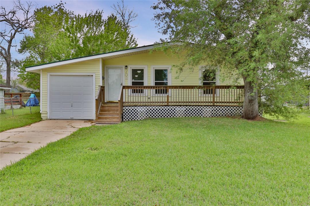 708 Winding Way Street, Lake Jackson, Texas 77566, États-Unis