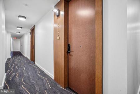 1211 Van Street SE , 403, Washington, DC 20003, USA