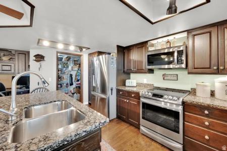 698 E 200 S, Bountiful, Utah 84010, Stati Uniti