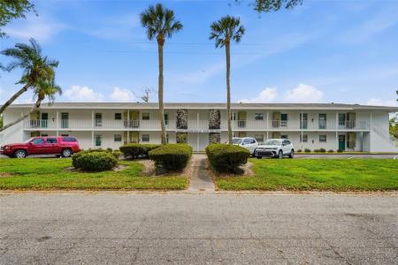 3900 Roxane Boulevard , 10A, Sarasota, Florida 34235