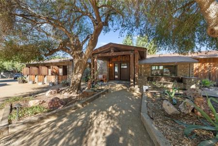 42809 Guava, Murrieta, California 92562, USA