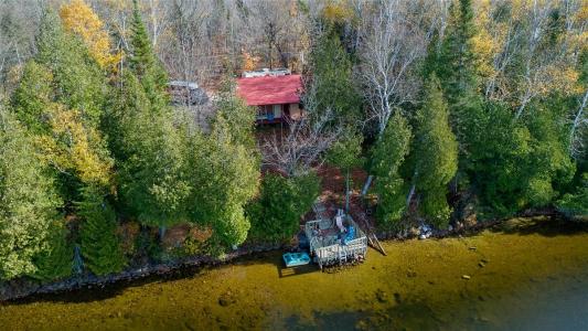 4387  Ch. des Pionniers, Mont-Laurier, 魁北克省 J9L 3G4, 加拿大