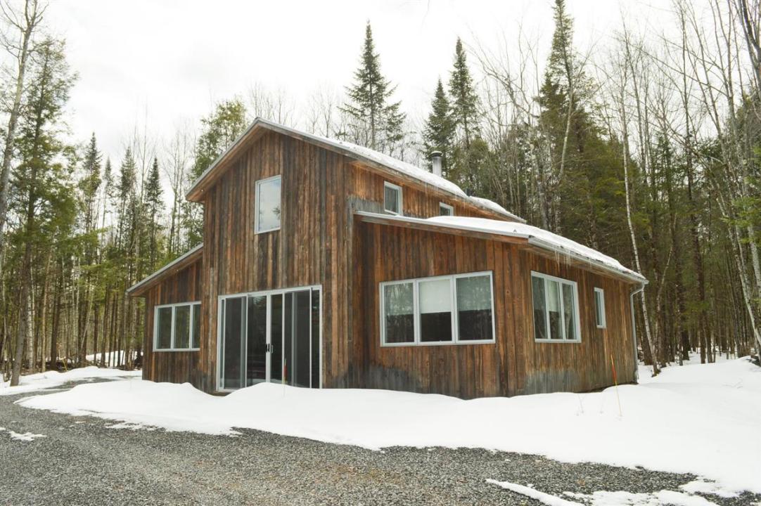 34 Ch. des Bouleaux, Potton, Quebec J0E 1X0, Canadá