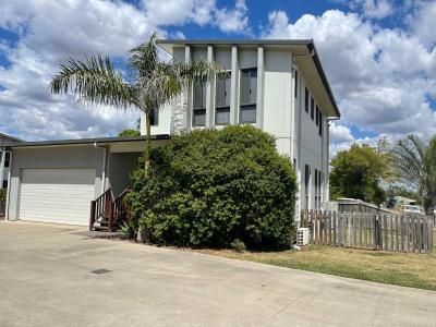12a Goolagong Crescent, Moranbah, QLD 4744, 澳大利亚