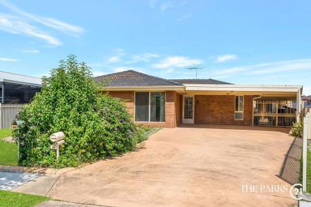 66 Kingfisher Avenue, Bossley Park, NSW 2176, オーストラリア