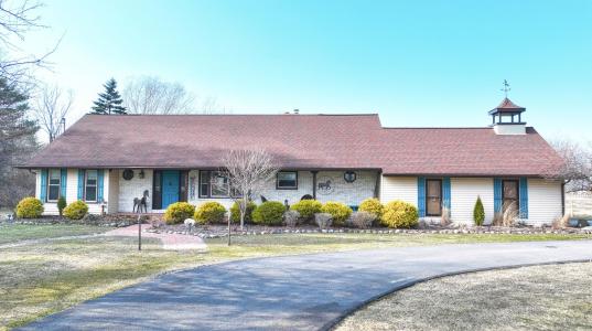 14570 Gratiot, Hemlock, Michigan 48626
