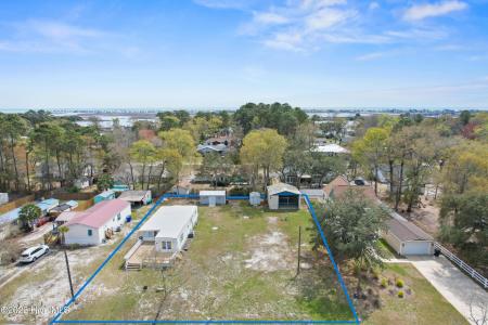 218 & 220 Magnolia Drive, Sunset Beach, Kuzey Karolina 28468, Amerika Birleşik Devletleri