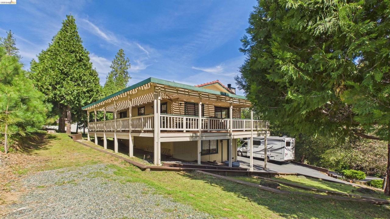 13010 Wells Fargo Dr, Groveland, California 95321