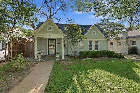 1809 Thomas Place, Fort Worth, Texas 76107, USA