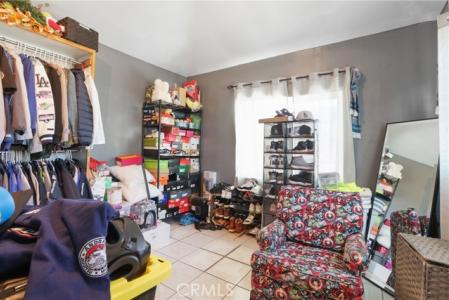 8340 Quimby, Paramount, Kalifornia 90723, USA