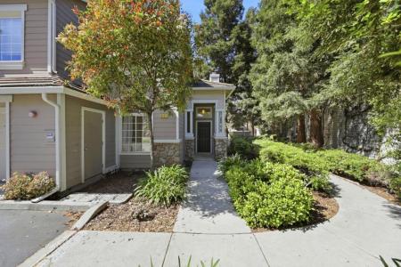6121 Lambeck Lane, San Jose, 加利福尼亚州 95119, 美国