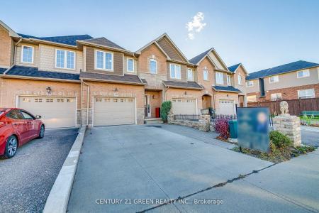 18 PALACEBEACH TRAIL, Hamilton, Ontario L8E 5C3, Canada