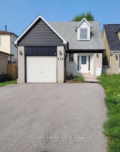 735 PAM CRESCENT, Newmarket, Ontario L3Y 5B7, Canada