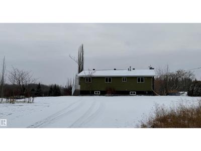 2401 TWP ROAD 524, Rural Parkland County, Alberta T7Y 2K8, Canada