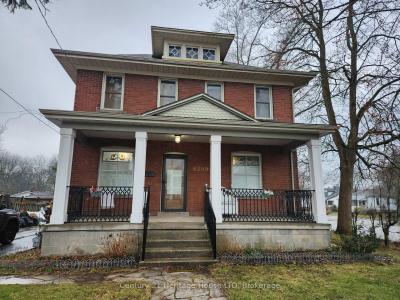 8269 WILLOUGHBY DRIVE, Niagara Falls, Ontario L2G 6X4, Canada