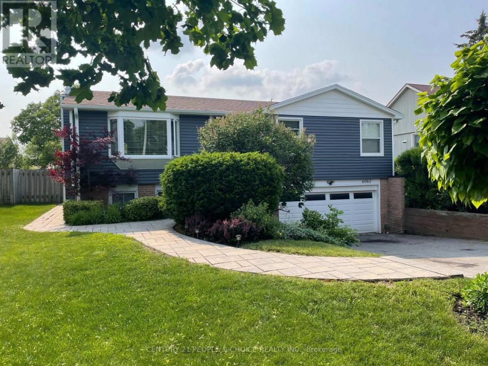 6062 PADDLE ROAD, Mississauga (meadowvale), Ontario L5N 1X7, Canada