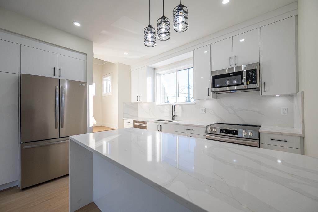 7533 WREN STREET, Missionsstil, Britisch-Kolumbien V2V 3C1, Kanada