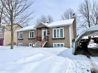 9098  9e Allée, Drummondville, Квебек J2A 2M4, Канада