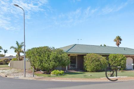 1/50 Fraser Drive, North Haven, SA 5018, Australia