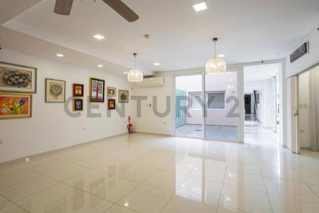 Felicidad Nro 257, e/ Santa Ana y Santa Fecon , Lambaré, Центральное 00001, Парагвай