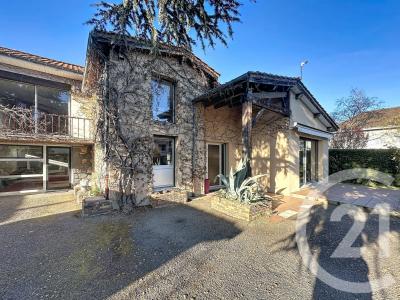 Riom, Auvergne 63200, France