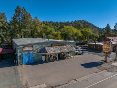 1300 &1302 Sudderth, Ruidoso, Нью-Мексико 88345, Соединенные Штаты
