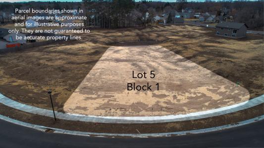 Lot 5 Block 1 S Maple Drive, Cambridge, مينيسوتا 55008, الولايات المتحدة