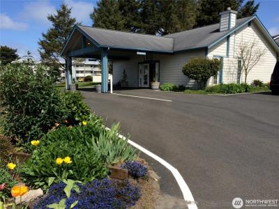 210 26th St NW Unit #207-8, Long Beach, Washington 98631, USA