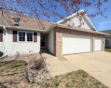 727 SE Ponds Edge Circle, Ankeny, Iowa 50021, Stati Uniti