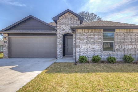 180 Canton Place, Mannford, Oklahoma 74044, USA