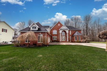 5010 East River Road, Grand Island, NY 14072, USA