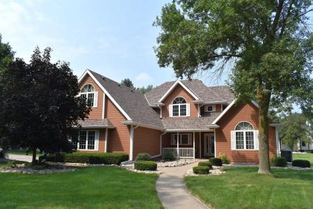 445 N Royal Troon, Dakota Dunes, דרום דקוטה 57049, ארצות הברית של אמריקה 