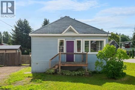 402 6A AVENUE, Fernie, Британская Колумбия V0B 1M0, Канада