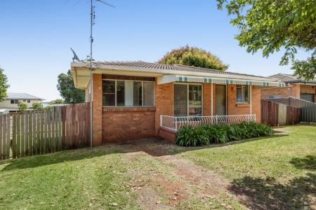 7 Raftery Street, Centenary Heights, QLD 4350, Australia