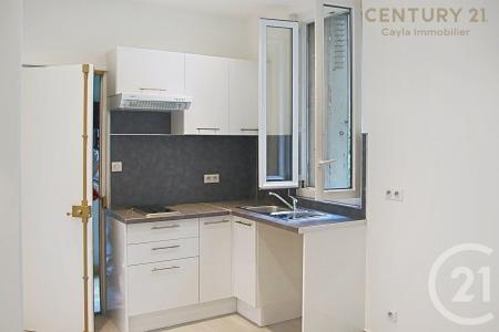 Puteaux, Île-de-France 92800, France