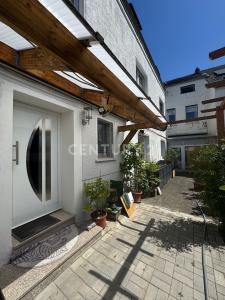 Mönchengladbach, Andalucia 41238, Germany