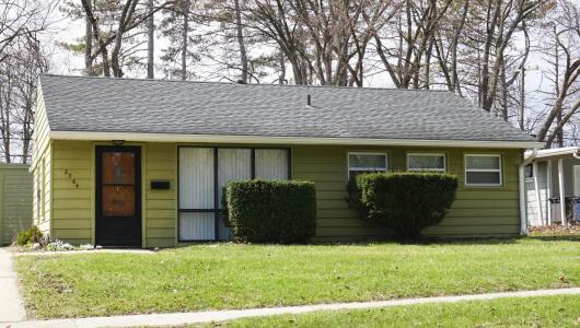 2364 Pinecrest Avenue, Ann Arbor, Michigan 48104, Estados Unidos