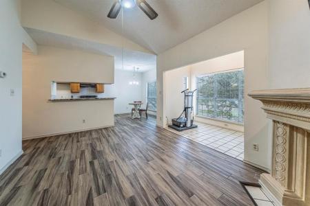 4101 Esters Road , 110, Irving, Texas 75038, USA