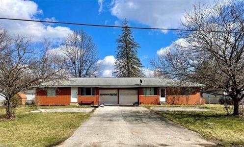 8974-8978 Wilverne Dr, Windham, Ohio 44288, USA