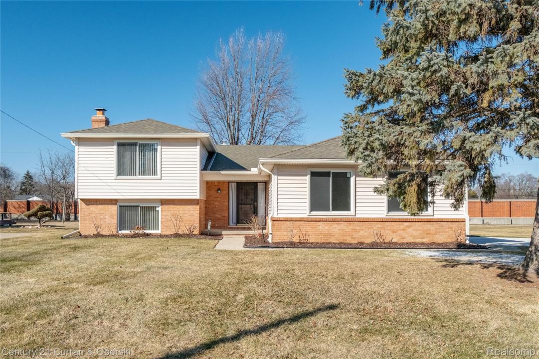 17098 Coral Gables Street, Southfield, Michigan 48076, États-Unis