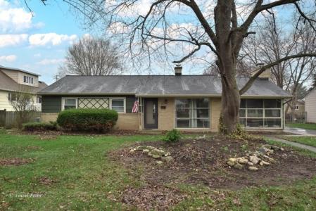 425 E Broadway Ave, Crystal Lake, Illinois 60014, États-Unis