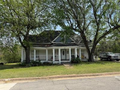 824 S Elm Street, McAlester, Oklahoma 74501, USA