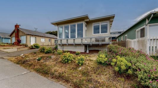41 Cliff St, Dillon Beach, California 94929, USA
