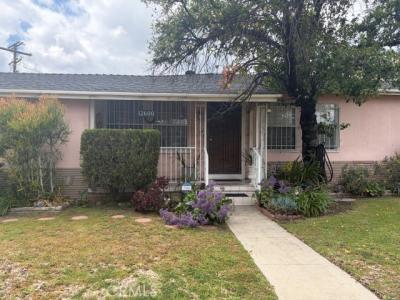 12600 Vanowen, North Hollywood, California 91605, USA