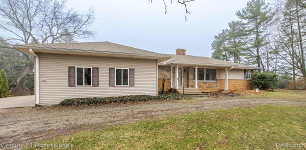 3230 Thomas Road, Oxford, Michigan 48371, USA