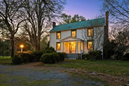4833 Carters Point Road, Buffalo Junction, Virginia 24529, USA