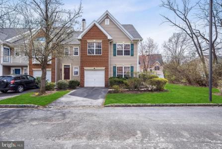 12 Hopkins Court, Plainsboro, Нью-Джерси 08536, Соединенные Штаты