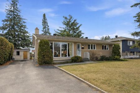 388  Boul. St-René O., Gatineau (Gatineau), Quebec J8P 2W2, Canada